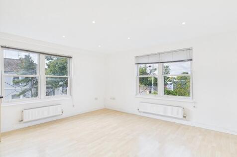 Gloucester Road, GL51 8QA photo 3