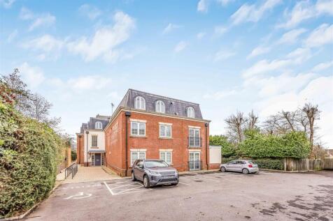 Flat 5, Elizabeth House, Besconsfield Road, Waterl