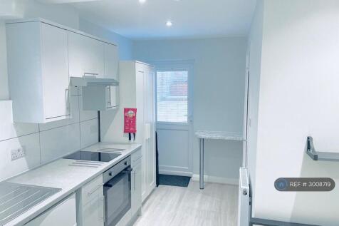 Studio (Own Bathroom &amp; Kitchen)