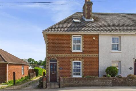 2 bedroom End Terrace for rent