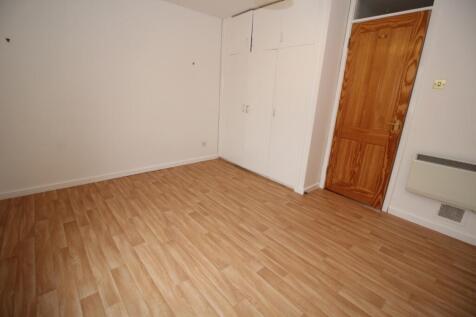 Bedroom 2 Additional