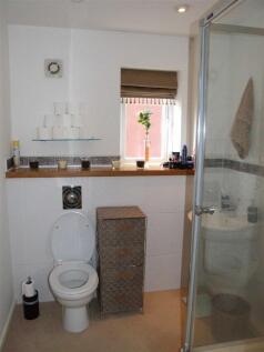 Farcroft Close, Lymm photo 4