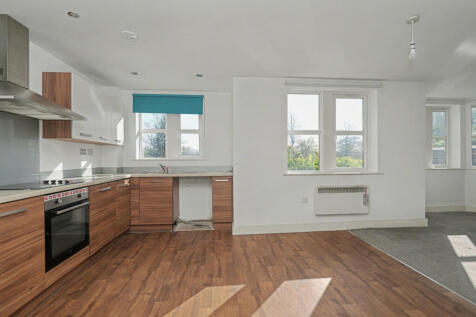 Apartment 1 Parklands, 16 Park Drive, Huddersfield, HD1 4EB