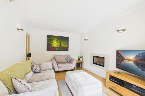 CAM03830G0-PR0216...