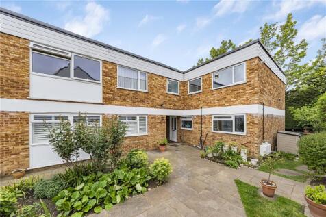 London, SW19 - property photo