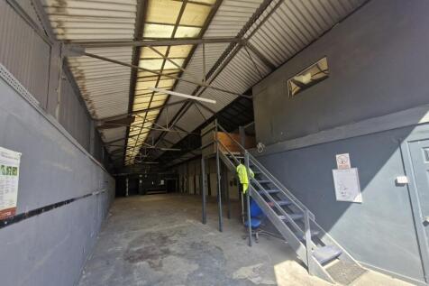 Warehouse to rent Image 3