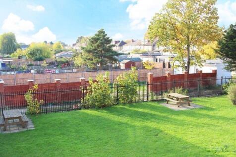 243MineheadCourtR...