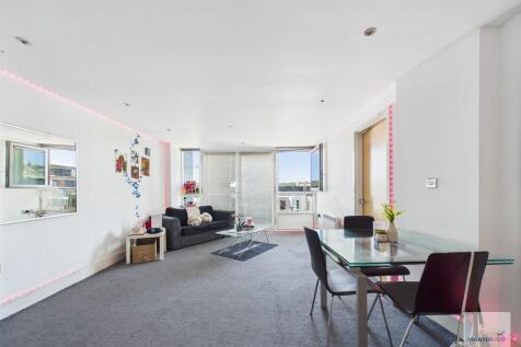 CAM03394G0-PR0295...