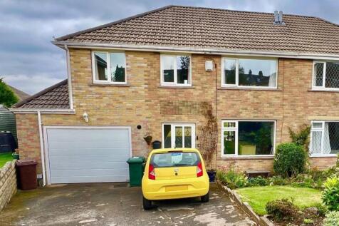 Bramleys Estate Agents - Stocks Drive - Shepley (f