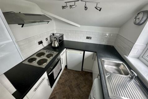 Sovereign Court, Harlow, Essex photo 3