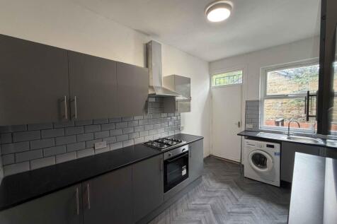 St Michaels Terrace, Headingley, Leeds, LS6 photo 3