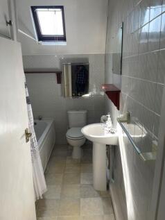 York Towers Bathroom.jpg