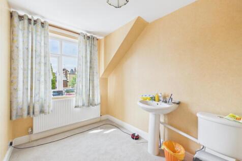 Bedroom: