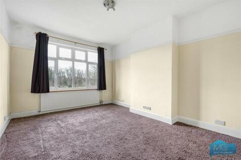 3 bed, 1 bath Semi-Detached in bristol - Photo 7