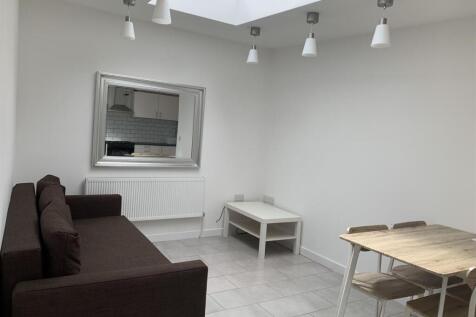Flat 6, 11 St Mary’s Road, CV31 1JN photo 4