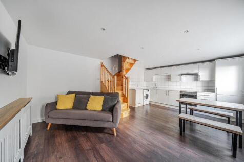 Kitchen/Sitting Room