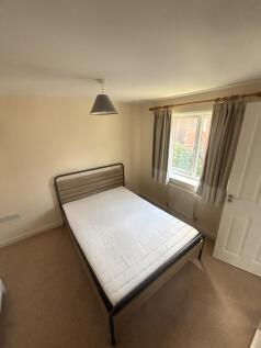 Whistlefish Court, Norwich, NR5 8QR photo 4