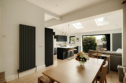 Dining/KItchen