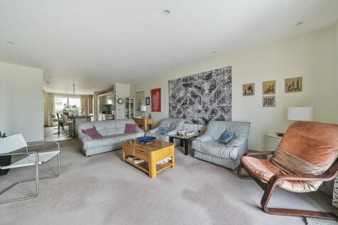 1329283-3-687f98e...