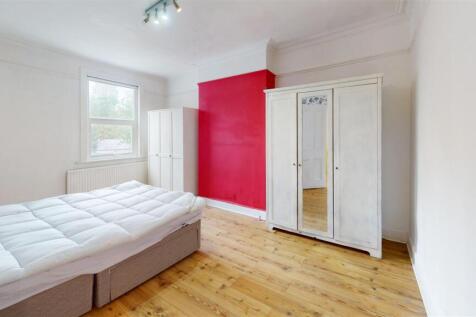 Norbury Crescent, London, SW16 photo 5