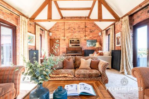 Drawing Room, Armley Barn, Hambleton