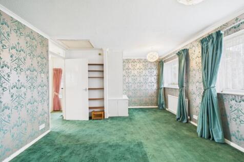 CAM02023G0-PR0175-STILL038