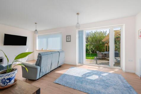 Kitchen/Lounge/Dining Room