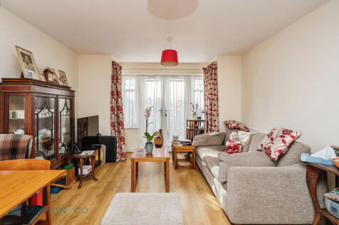 2) Living Room pi...