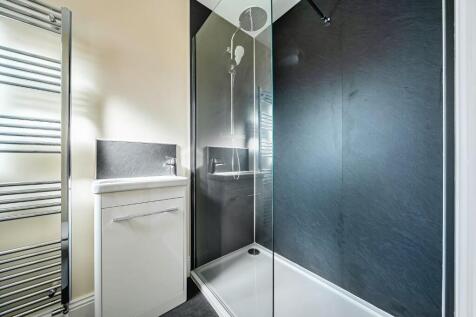 Shower.jpg