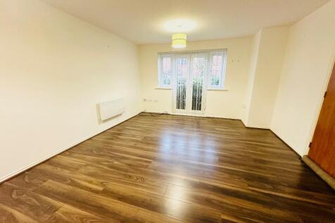 Squires Grove, Willenhall, WV12 photo 3