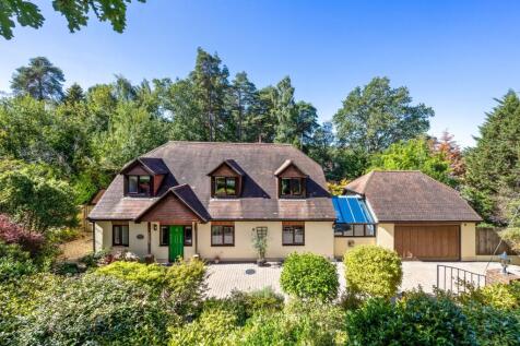 Pulborough, RH20 - property photo