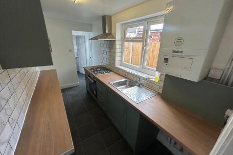 Waterloo Street, Staffordshire, Burton upon Trent, DE14 photo 4