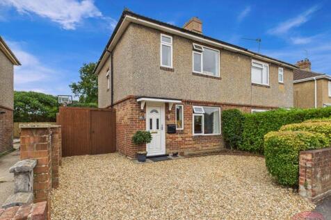 Bournemouth, BH6 - property photo