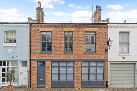 External, Set Behind The Renovated Original Facade