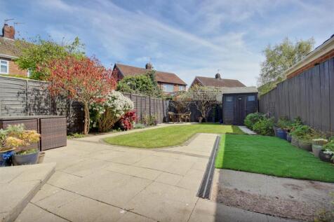 Molescroft Drive (12).jpg