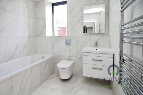 En-Suite Bathroom