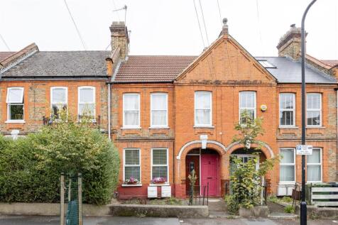 Mersey Road, E17