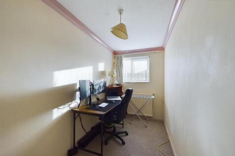 CAM01117G0-PR0208-STILL002.jpg