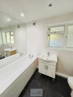 Northcotts, Hatfield, Herts photo 5