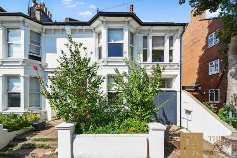Brighton, BN2 - property photo