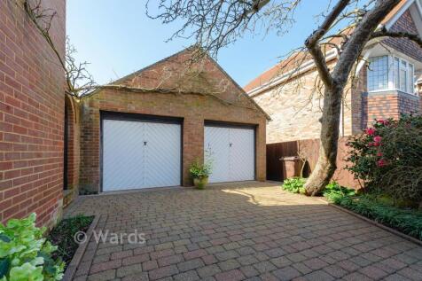 Double Garage