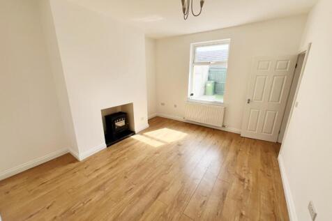 West Chilton Terrace, Chilton, Ferryhill photo 3