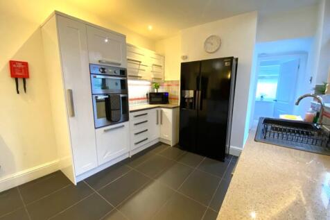 Sackville Street (3 Bed), Newcastle-under-Lyme, ST4 photo 4