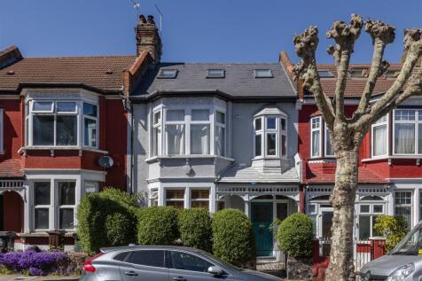 Cleveleys Road, E5