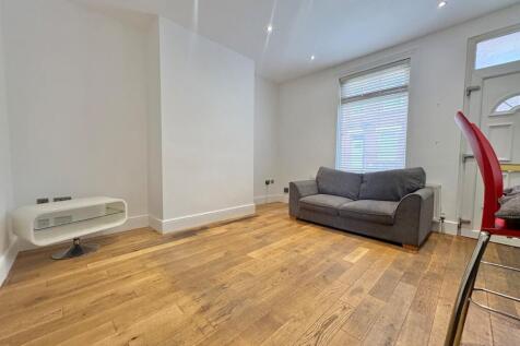 Vesper Place, Kirkstall, Leeds, LS5 photo 5