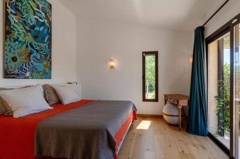 Bedroom (7)