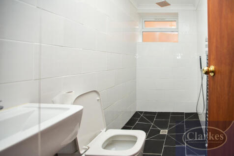 Stewart Road, Charminster, Dorset photo 3