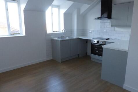 Kitchen/Living Ro...
