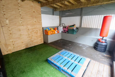 Summer House