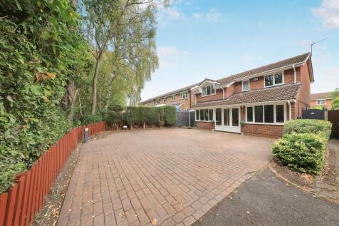 Willenhall, WV12 - property photo